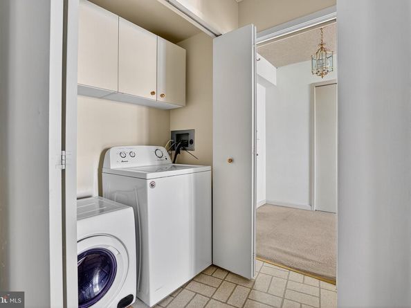 1300 Crystal Drive 1001S, Arlington VA 22202