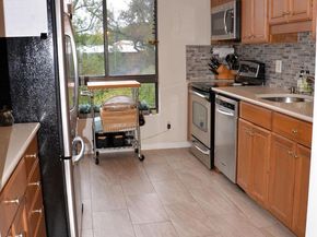 1800 Old Meadow Road 713, Mclean VA 22102