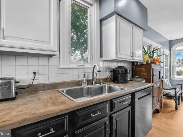831 Lindale Avenue, Drexel Hill PA 19026