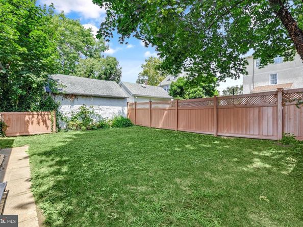 831 Lindale Avenue, Drexel Hill PA 19026