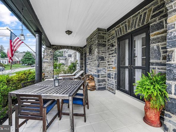831 Lindale Avenue, Drexel Hill PA 19026
