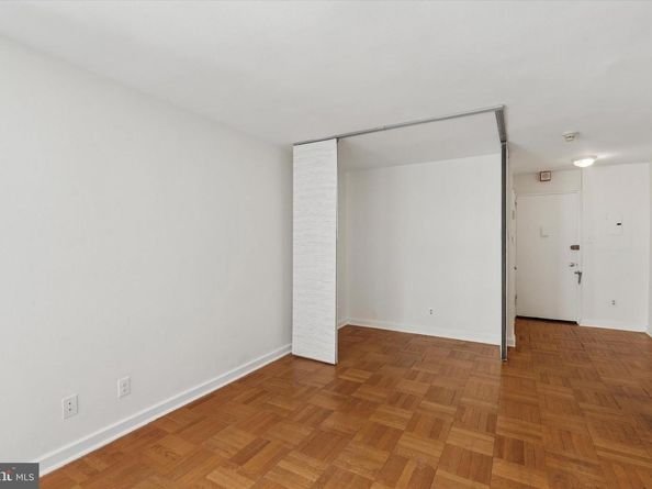 2601 Pennsylvania Avenue 951, Philadelphia PA 19130