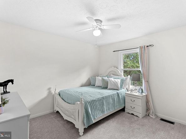 20049 Great Falls Forest Drive, Great Falls VA 22066