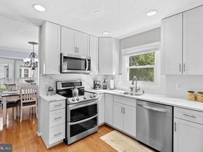 20049 Great Falls Forest Drive, Great Falls VA 22066