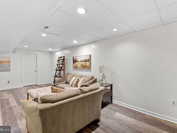 20049 Great Falls Forest Drive, Great Falls VA 22066