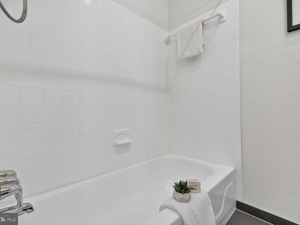 2119 N Street NW 6, Washington DC 20037