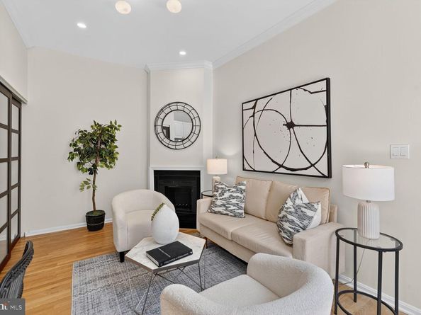 2119 N Street NW 6, Washington DC 20037
