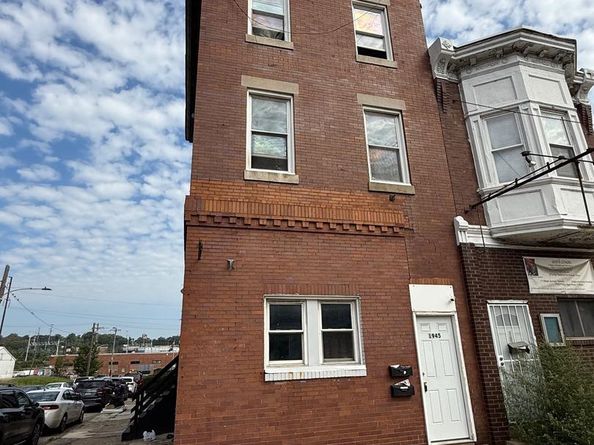 1945 W Hunting Park Avenue, Philadelphia PA 19140