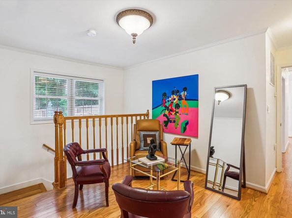 9201 Laurel Oak Drive, Bethesda MD 20817