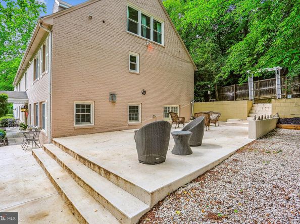9201 Laurel Oak Drive, Bethesda MD 20817