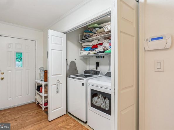 9201 Laurel Oak Drive, Bethesda MD 20817