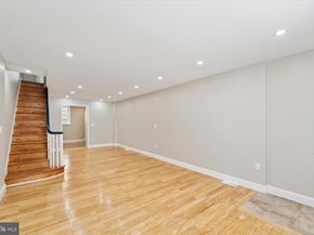 1912 S 9TH Street, Philadelphia PA 19148