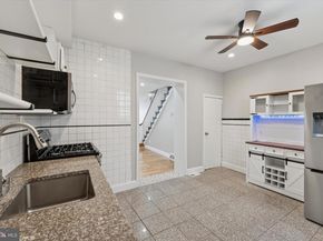 1912 S 9TH Street, Philadelphia PA 19148