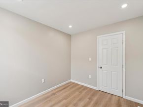1912 S 9TH Street, Philadelphia PA 19148