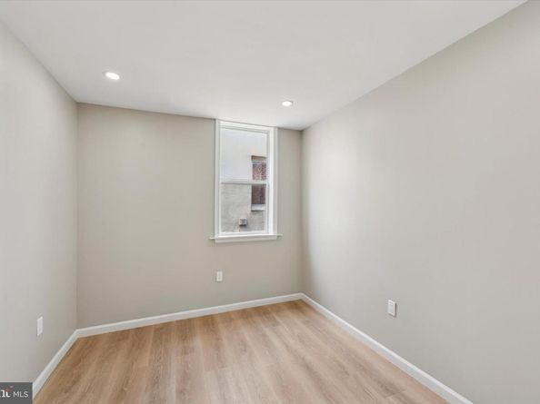 1912 S 9TH Street, Philadelphia PA 19148