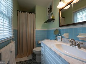 1612 Winding Drive, North Wales PA 19454