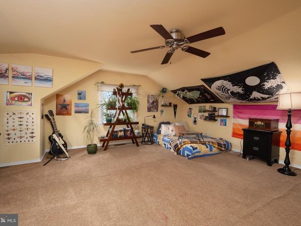 1612 Winding Drive, North Wales PA 19454