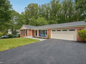 1829 Horseback Trail, Vienna VA 22182