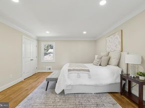 1829 Horseback Trail, Vienna VA 22182