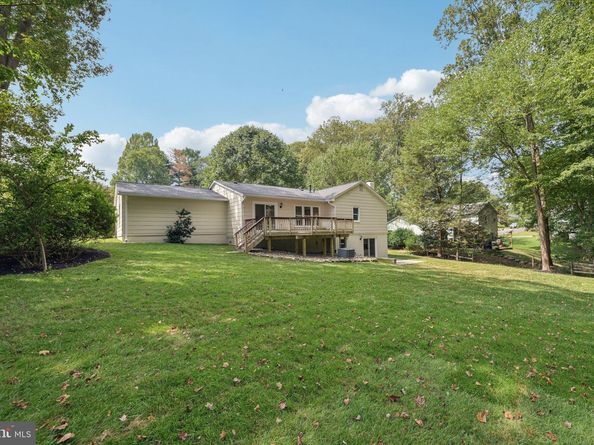 1829 Horseback Trail, Vienna VA 22182