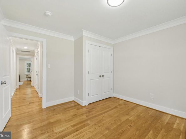 1829 Horseback Trail, Vienna VA 22182