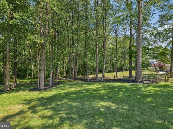 1829 Horseback Trail, Vienna VA 22182