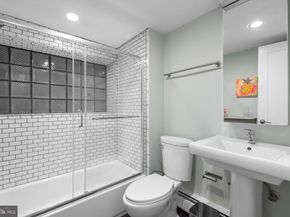 2036 37TH Street NW, Washington DC 20007