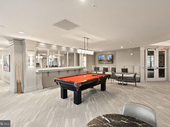 8220 Crestwood Heights Drive 1210, Mclean VA 22102