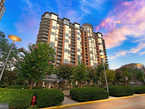 8220 Crestwood Heights Drive 1210, Mclean VA 22102
