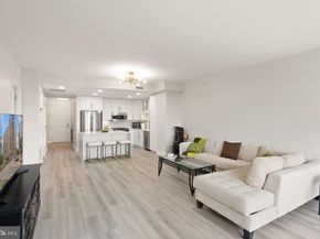 8220 Crestwood Heights Drive 1210, Mclean VA 22102