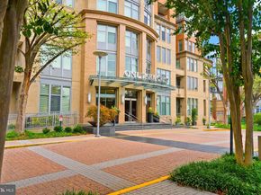 8220 Crestwood Heights Drive 1210, Mclean VA 22102
