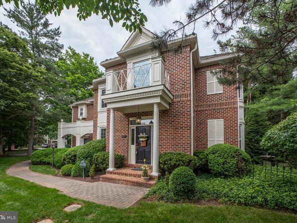 1 Town Gate Court, Bethesda MD 20817