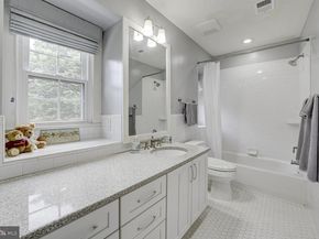 1 Town Gate Court, Bethesda MD 20817