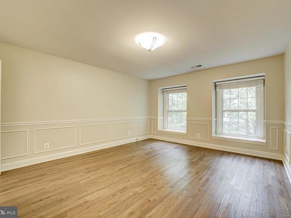 1 Town Gate Court, Bethesda MD 20817