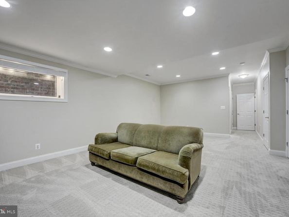 1 Town Gate Court, Bethesda MD 20817