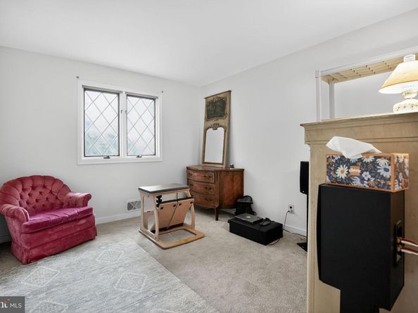 204 Cowbell Road, Willow Grove PA 19090
