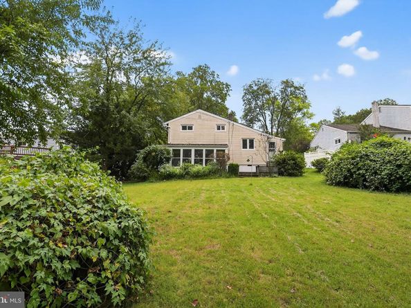 204 Cowbell Road, Willow Grove PA 19090