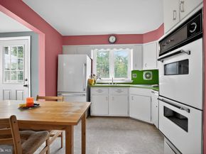 204 Cowbell Road, Willow Grove PA 19090