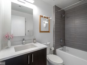 634 N 5TH Street 12, Philadelphia PA 19123