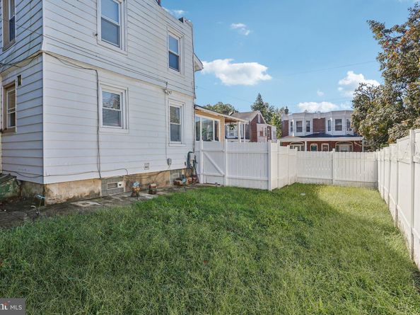 335 Passmore Street, Philadelphia PA 19111