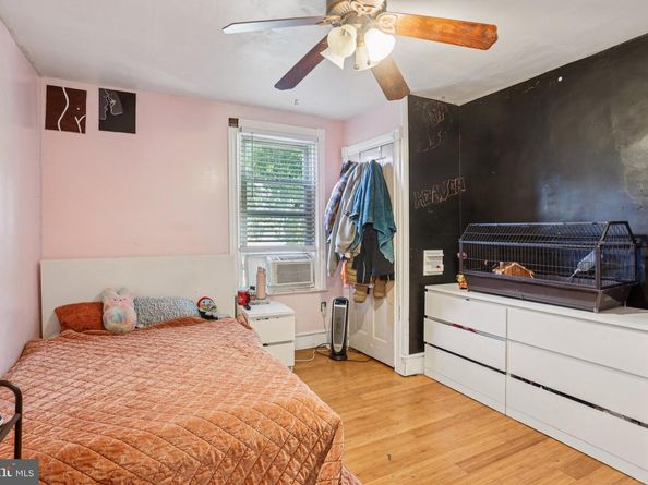 335 Passmore Street, Philadelphia PA 19111