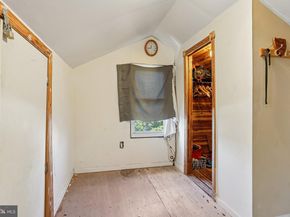 335 Passmore Street, Philadelphia PA 19111