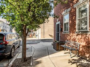 2624 Almond Street, Philadelphia PA 19125