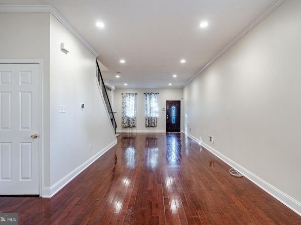 2624 Almond Street, Philadelphia PA 19125