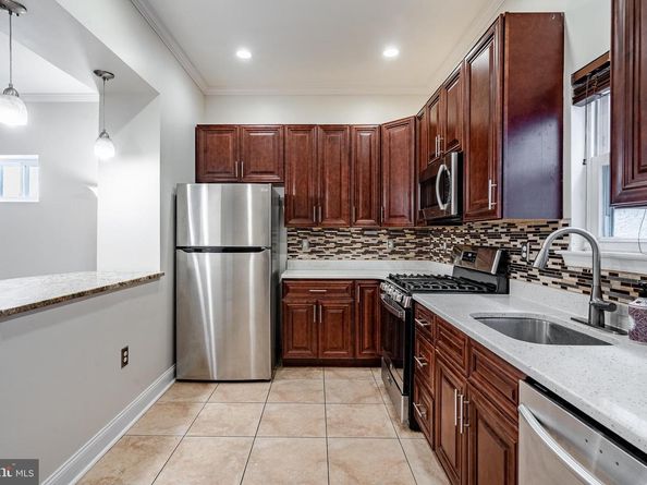 2624 Almond Street, Philadelphia PA 19125