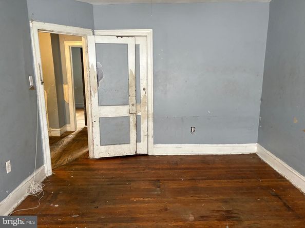 1147 E Price Street, Philadelphia PA 19138