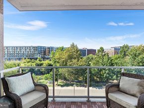 901 N Penn Street F305, Philadelphia PA 19123