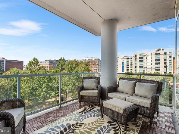 901 N Penn Street F305, Philadelphia PA 19123