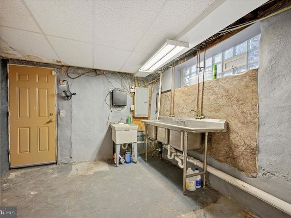 4526 Old York Road, Philadelphia PA 19140