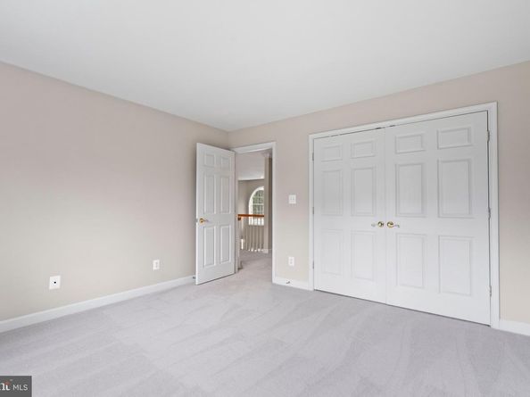 10492 Hunting Hills Place, Oakton VA 22124